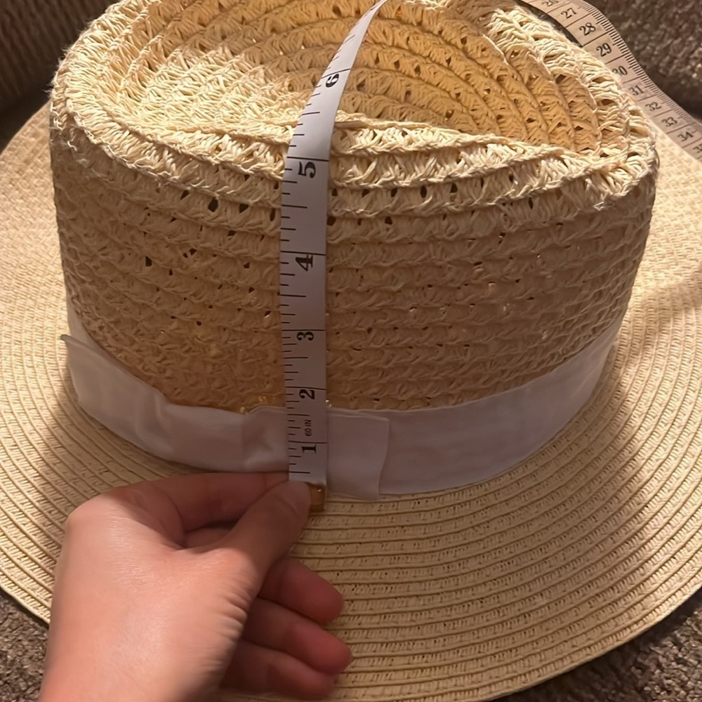 “August: Women’s Sun Hat” - Picture 7 of 8